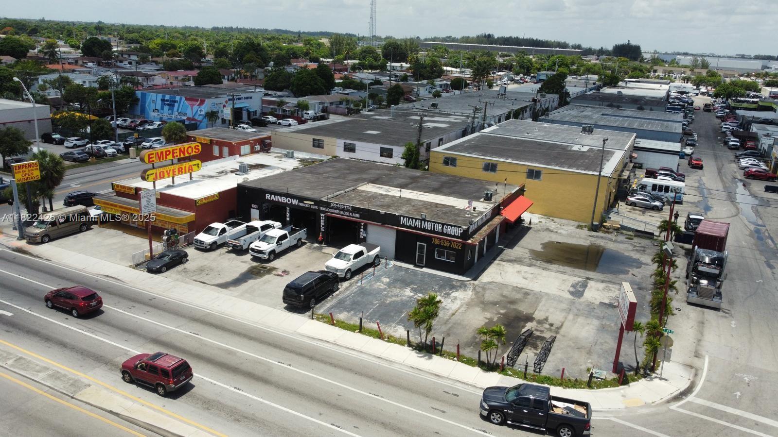 1031 E 49th St, Hialeah FL 33013 photo 2