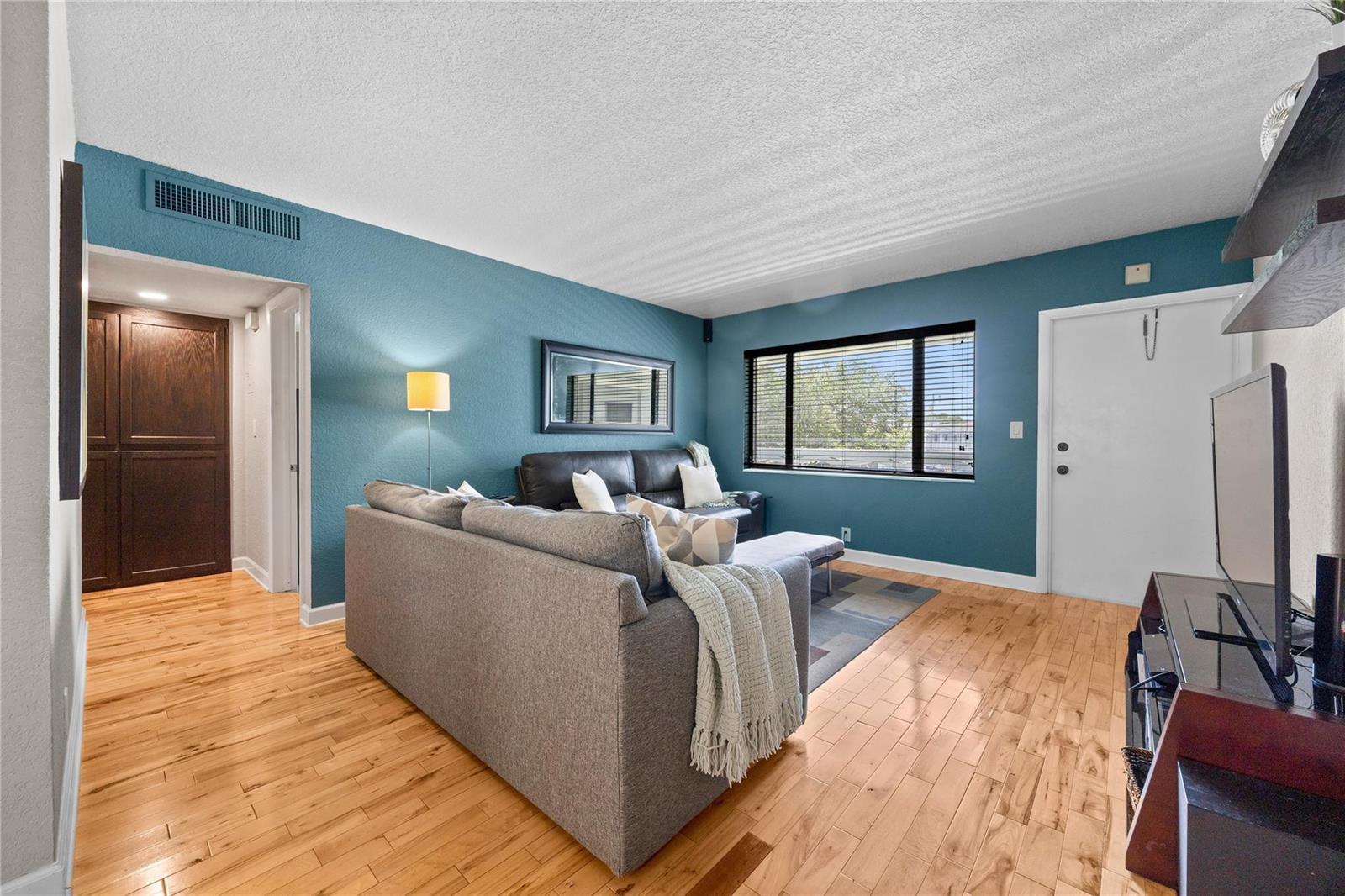 3847 S Circle Drive # 11, Hollywood FL 33021 photo 5