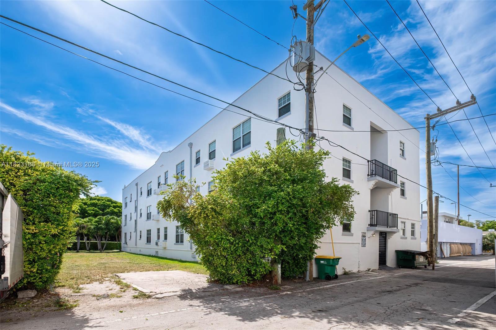 Miami Beach, FL 33139 photo 4