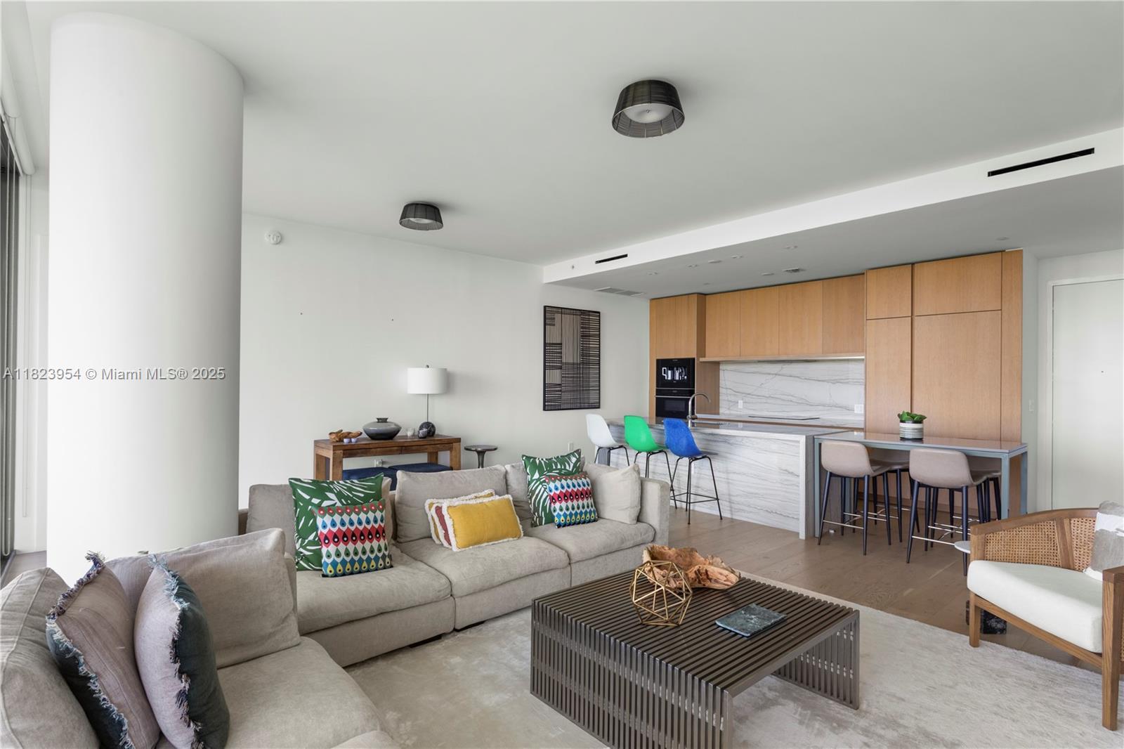 8701 Collins Ave # 604, Miami Beach FL 33154 photo 3