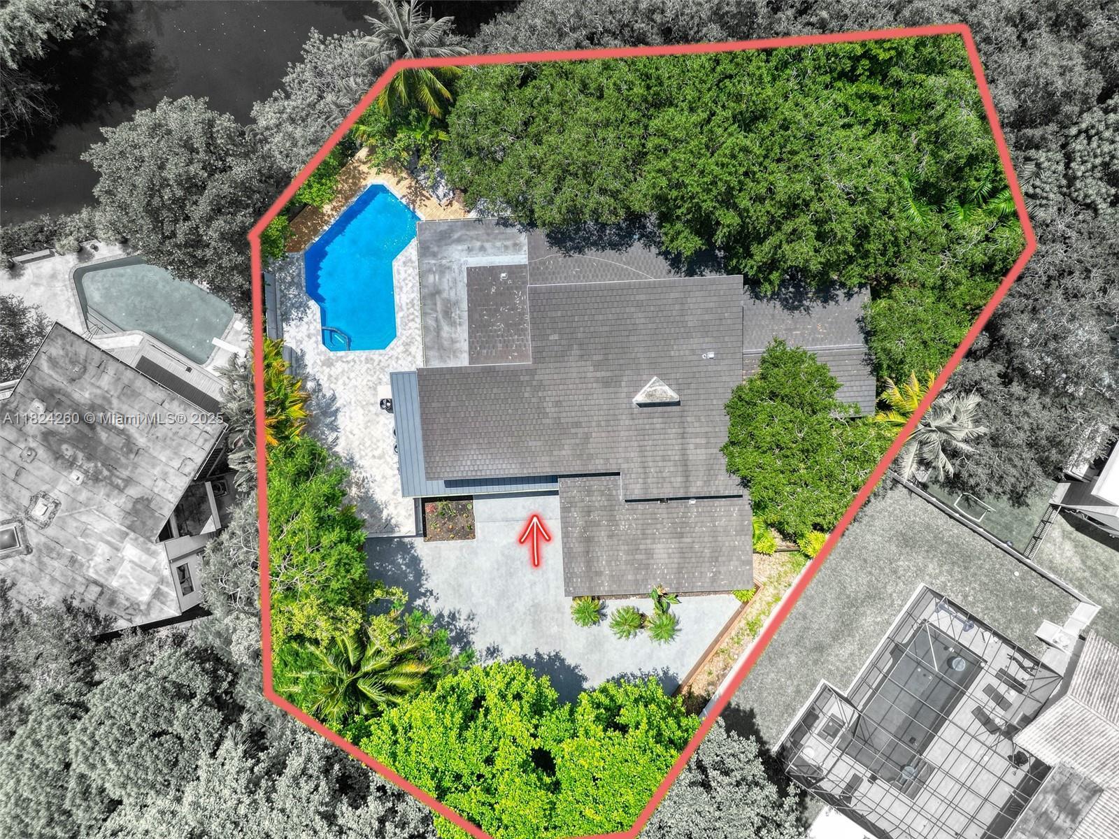 5811 SW 33 Ter, Hollywood FL 33312 photo 2
