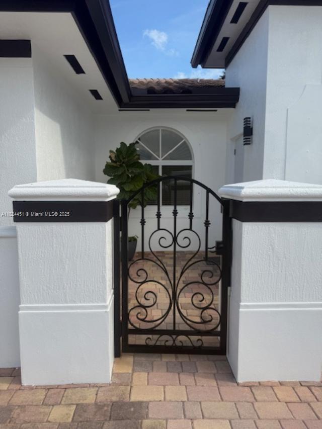 15564 SW 12th Ter # 0, Miami FL 33194 photo 3