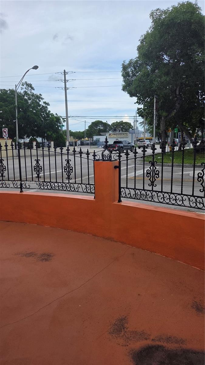2327 SW 1st St, Miami FL 33135 photo 4