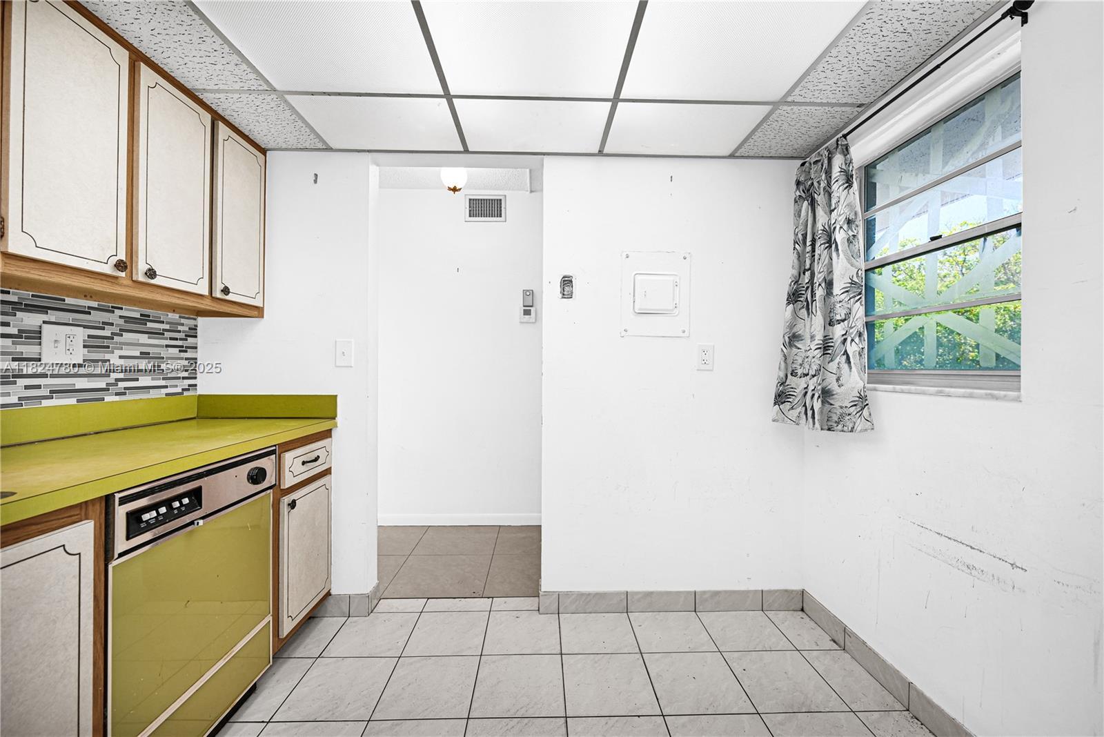 3551 NE 169th St # 312, North Miami Beach FL 33160 photo 5