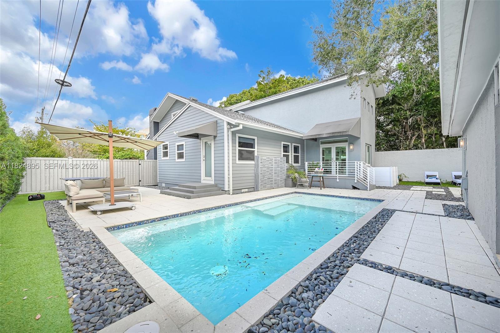 150 NE 50 # A, Miami FL 33137 photo 2