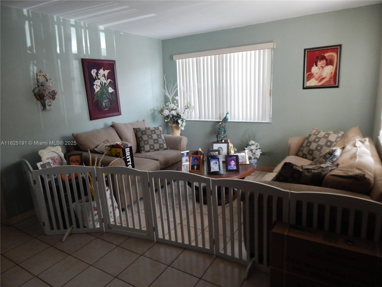 347 NW 57th Ct, Miami FL 33126 photo 4