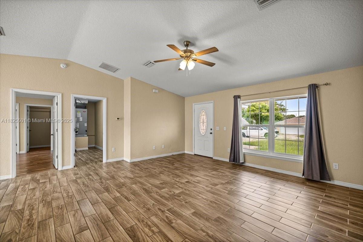 28 HEMLOCK RADIAL, Ocala FL 34472 photo 3