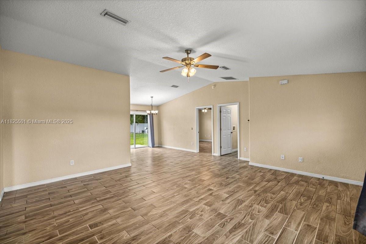 28 HEMLOCK RADIAL, Ocala FL 34472 photo 5