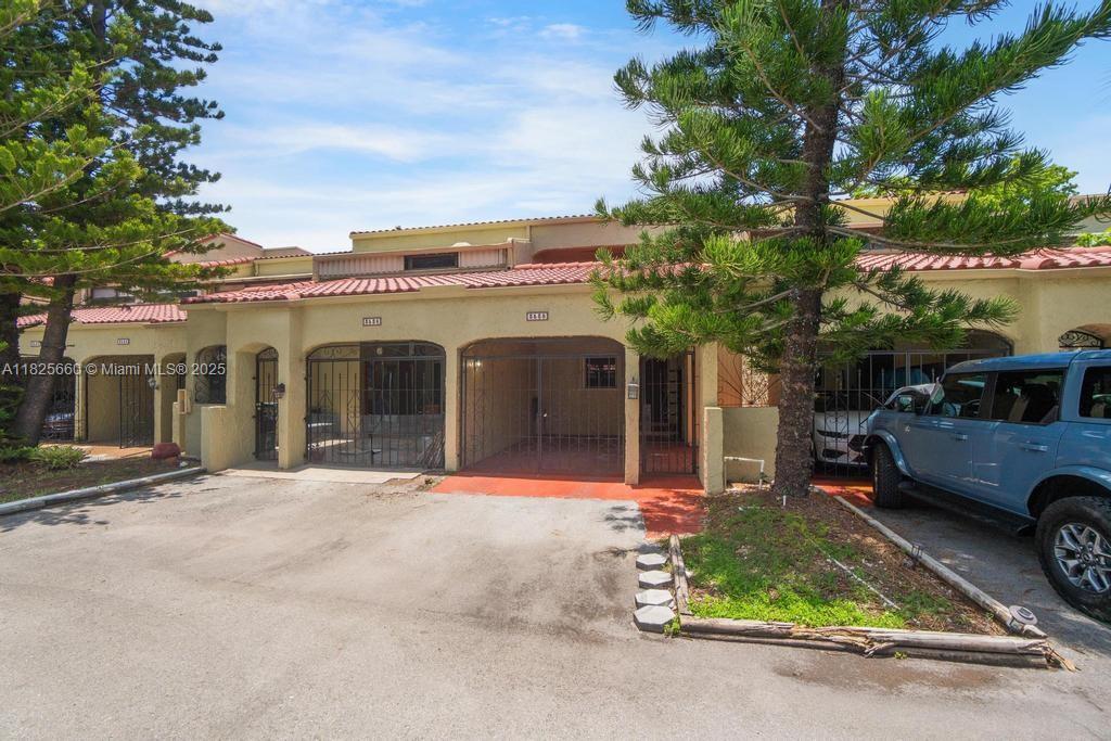 3538 Estepona Ave # 2, Doral FL 33178 photo 2