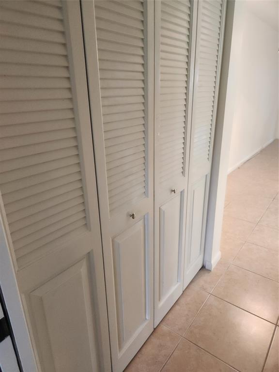 218 Farnham J # 218, Deerfield Beach FL 33442 photo 5
