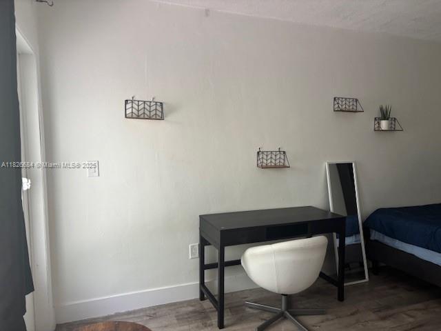 921 Meridian Ave # 2, Miami Beach FL 33139 photo 4