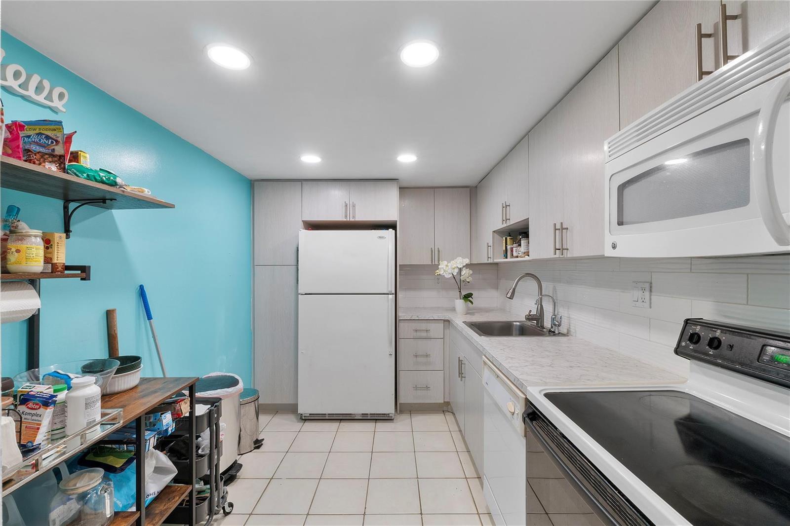 7750 W Mcnab Road # 203, Tamarac FL 33321 photo 3