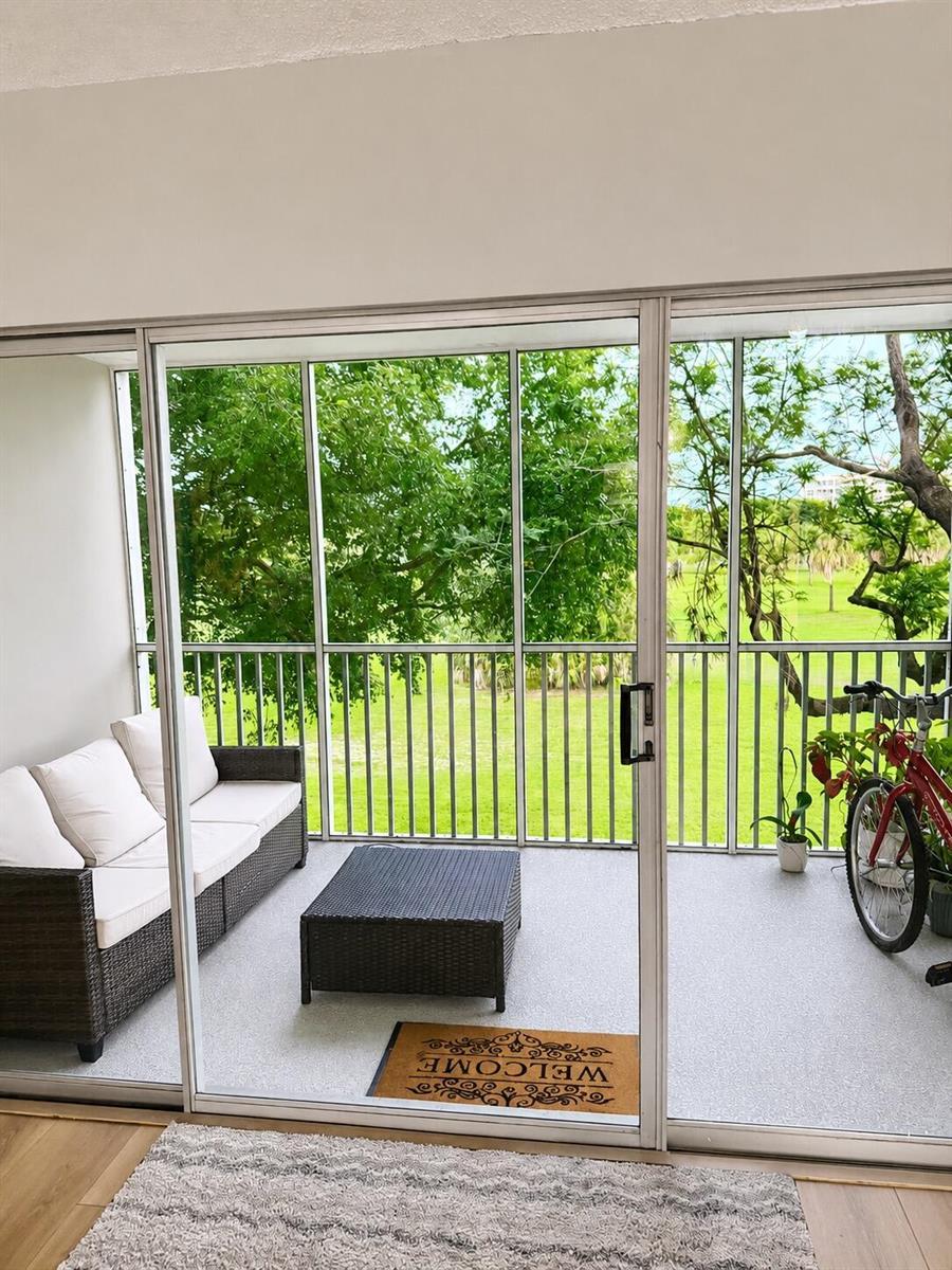 2800 N Palm Aire Drive # 304, Pompano Beach FL 33069 photo 2