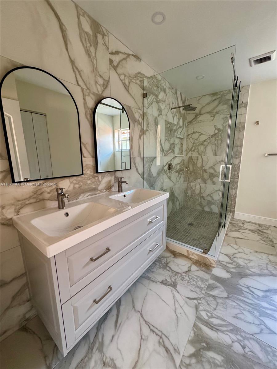 8638 NW 1st Ln # 8638, Miami FL 33126 photo 4