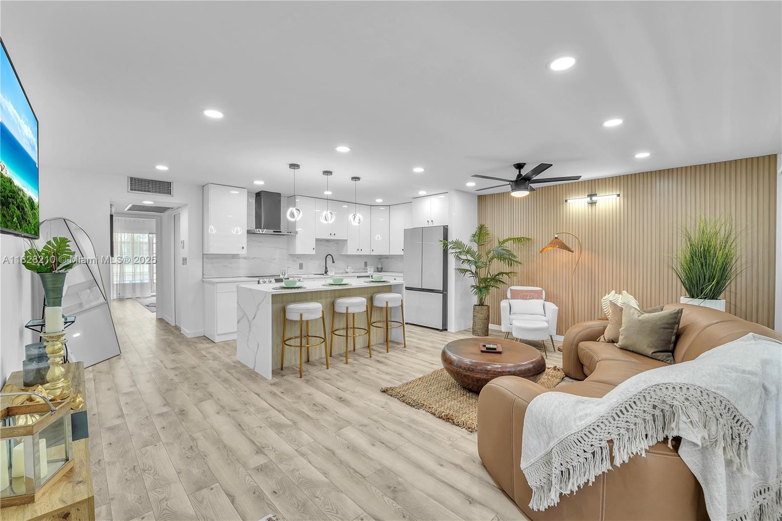 2905 Victoria Pl # D2, Coconut Creek FL 33066 photo 2