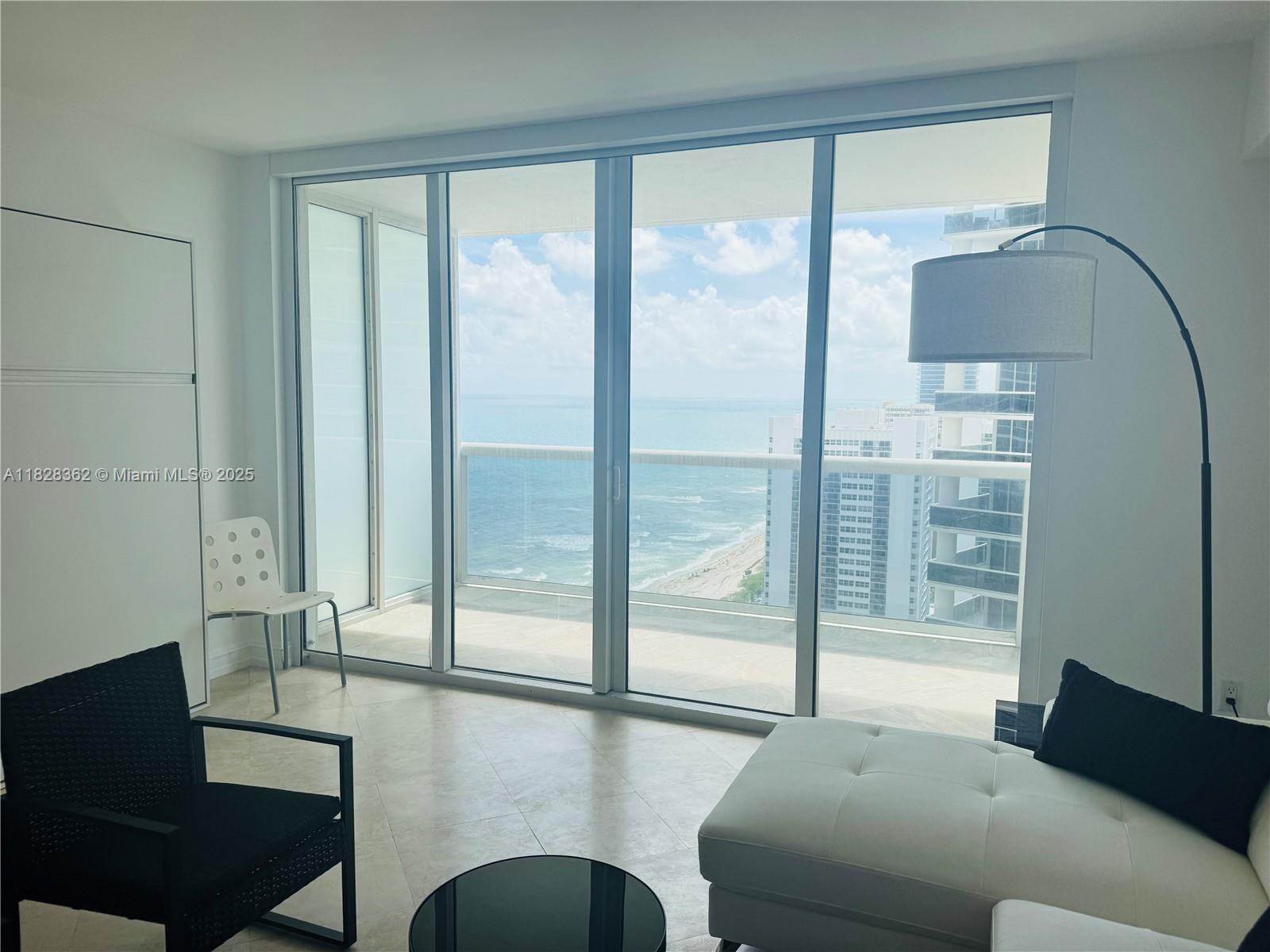 Hallandale Beach, FL 33009 photo 2
