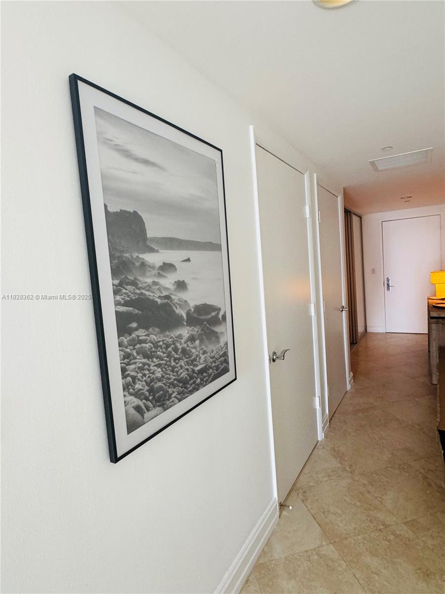 Hallandale Beach, FL 33009 photo 5