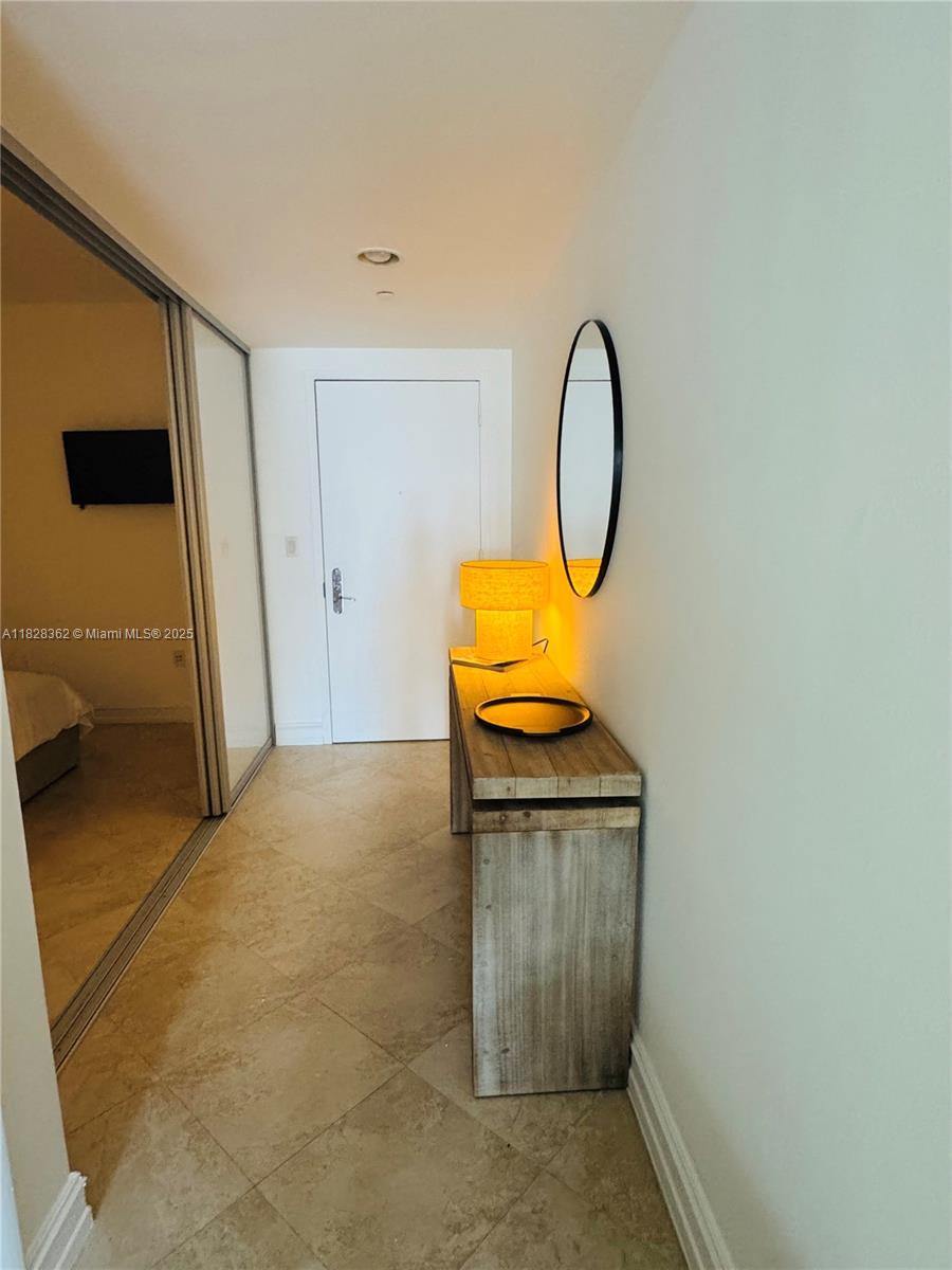 Hallandale Beach, FL 33009 photo 4