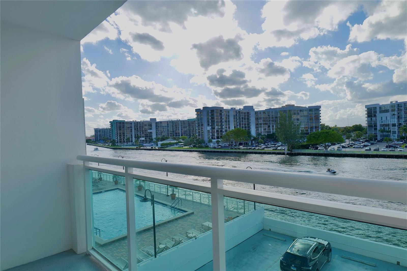3000 S Ocean Drive # 312, Hollywood FL 33019