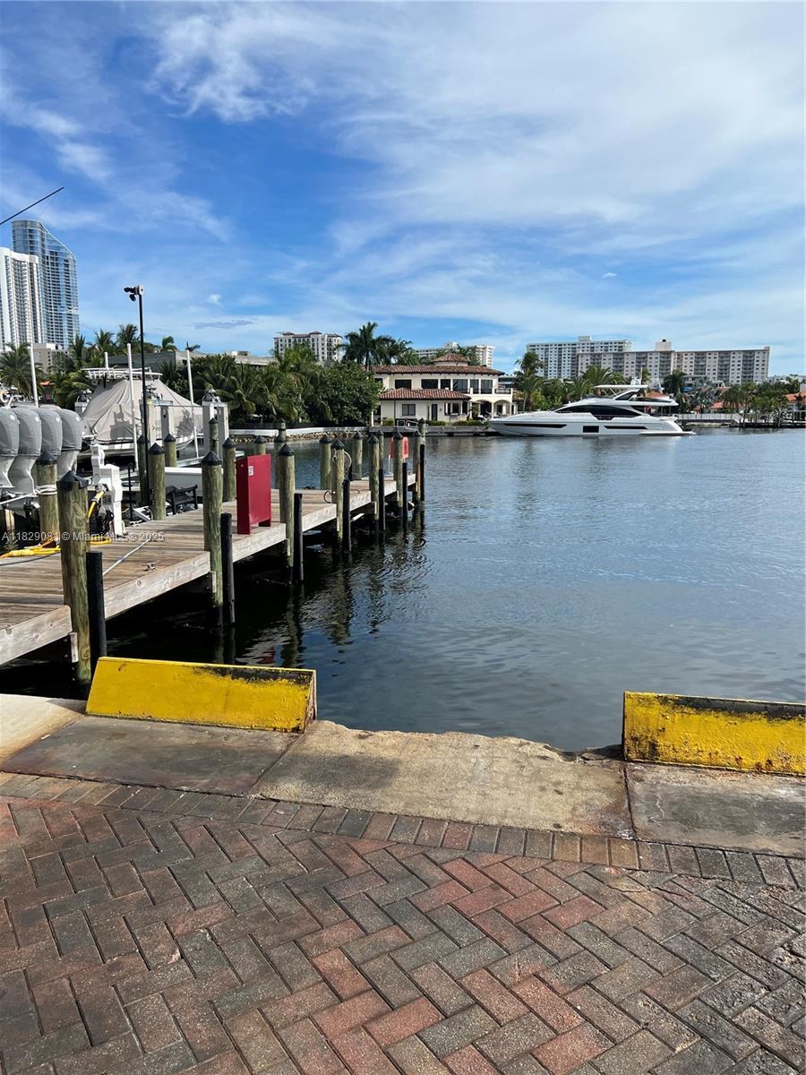 400 Sunny Isles Blvd Dd 211, Sunny Isles Beach FL 33160 photo 5