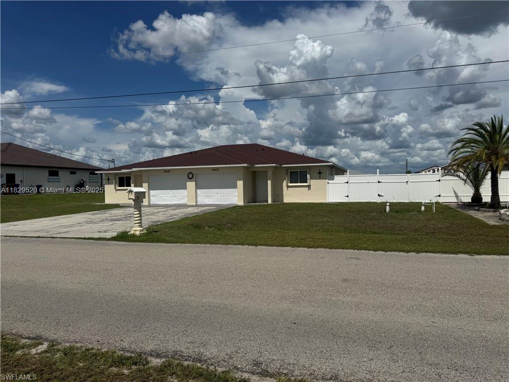1905/1907 Gordon Ave S, Lehigh Acres FL 33973 photo 3
