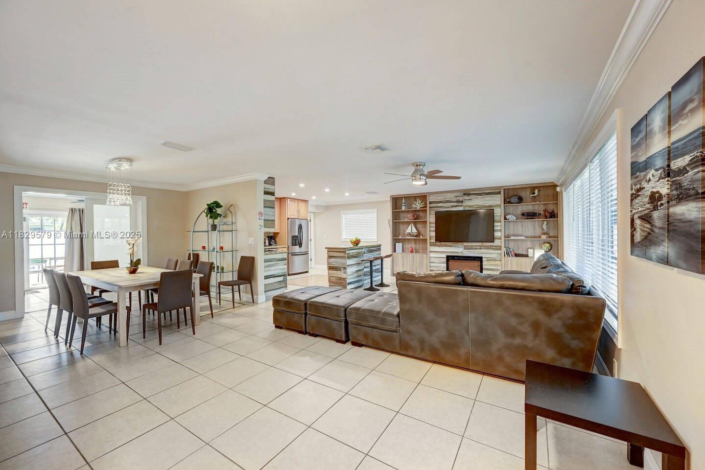 1228 Johnson St, Hollywood FL 33019 photo 2