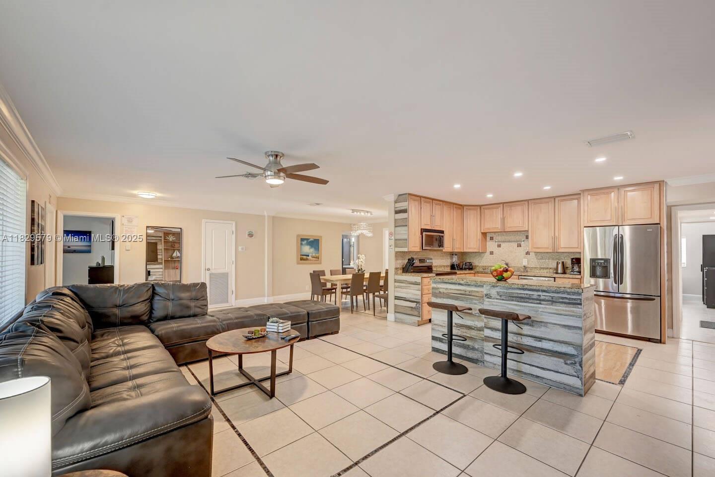 1228 Johnson St, Hollywood FL 33019 photo 4