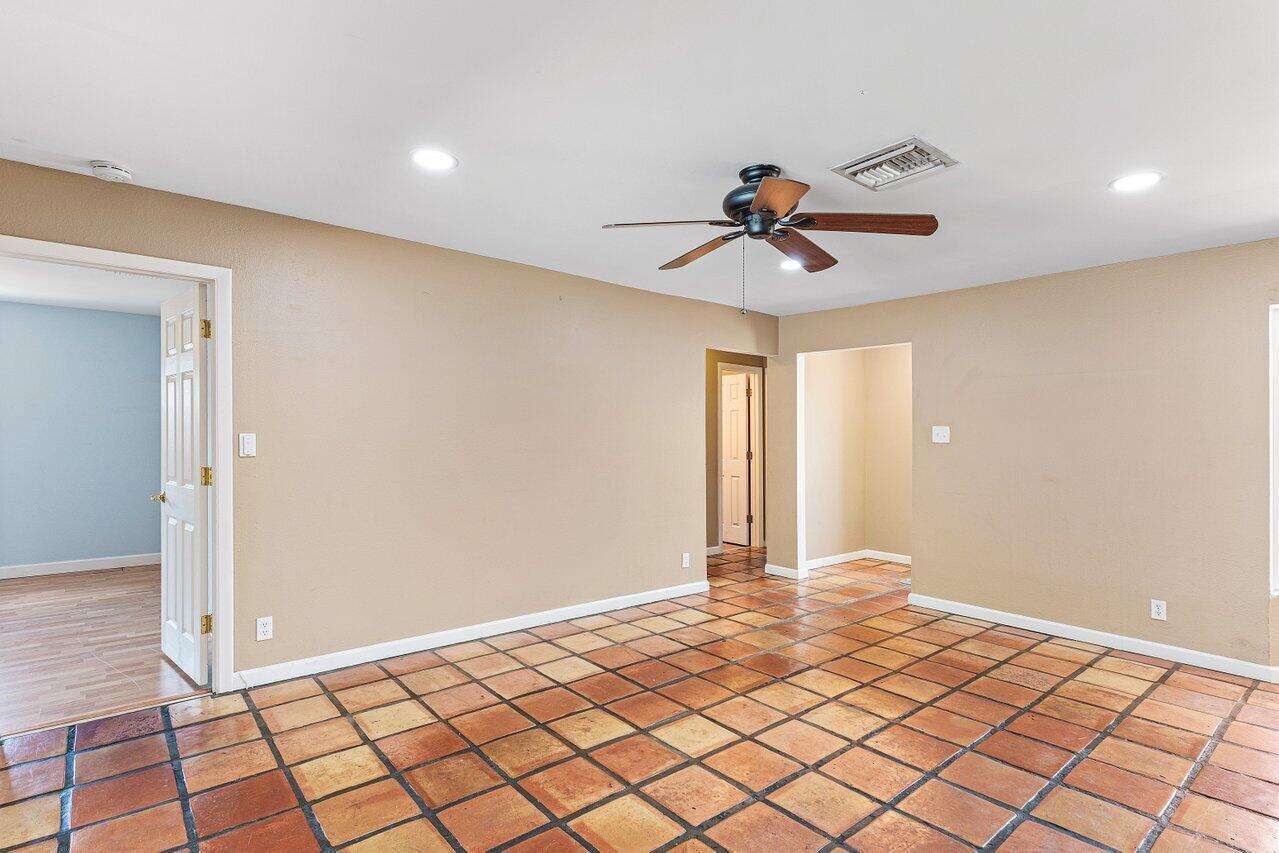 7815 NW 1st Street, Margate FL 33063 photo 5
