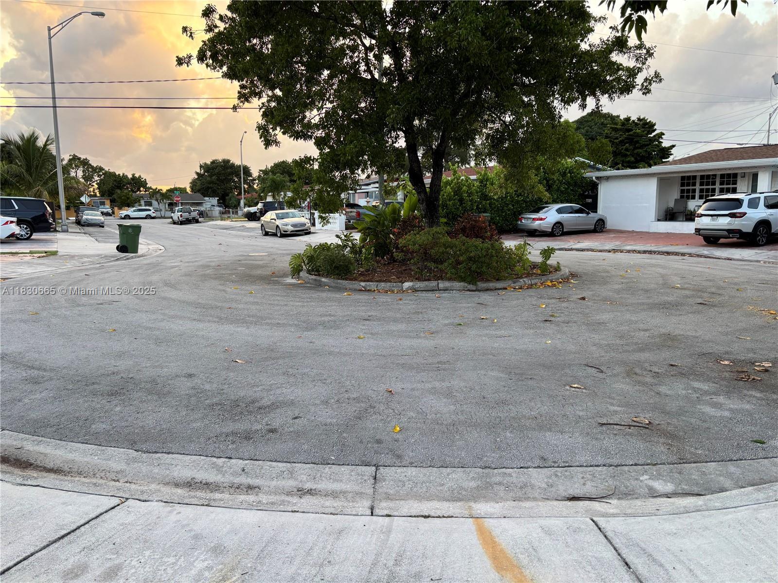 994 SE 2nd Pl # 994, Hialeah FL 33010 photo 3