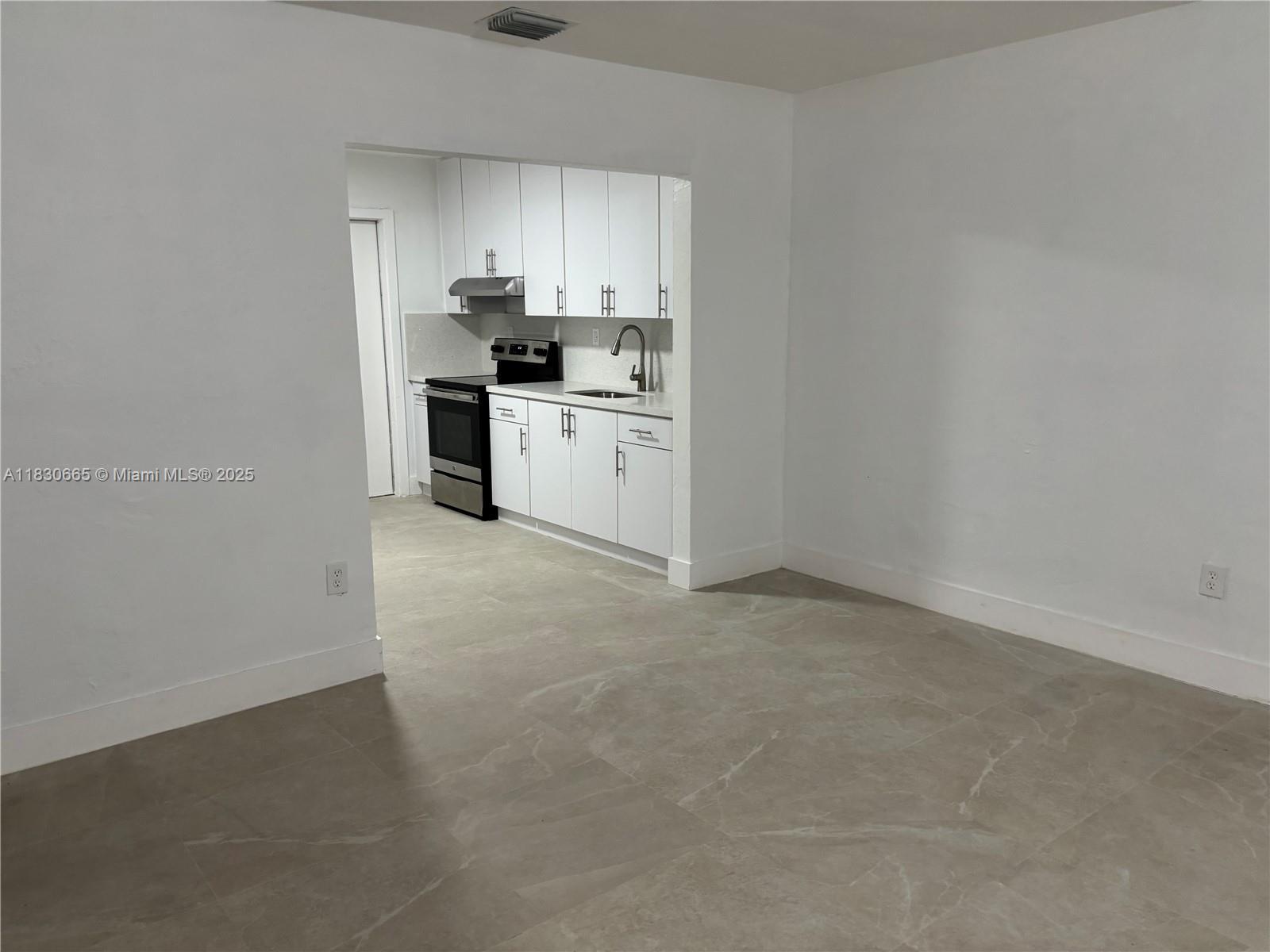994 SE 2nd Pl # 994, Hialeah FL 33010 photo 4