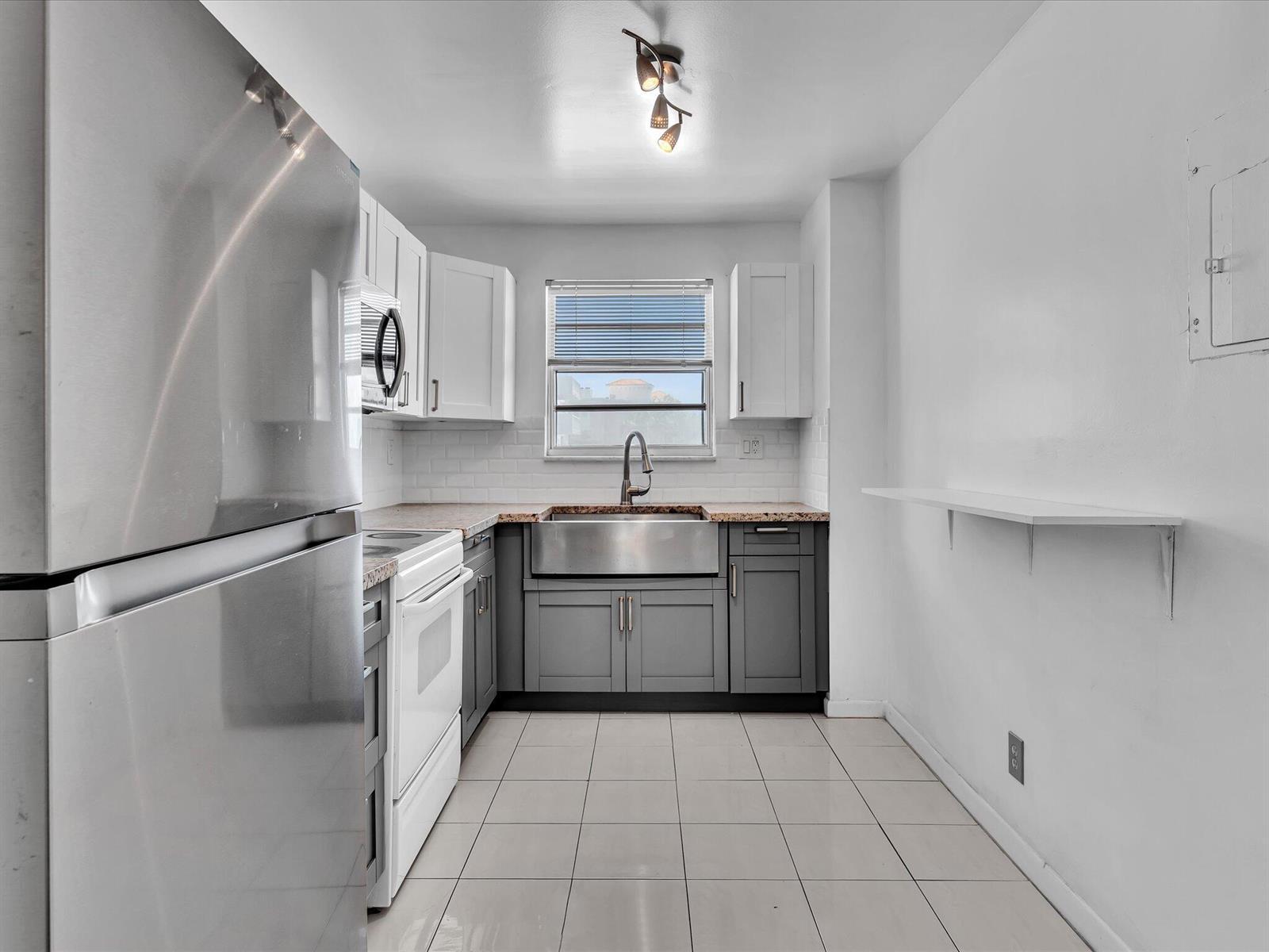 137 Golden Isles Drive # 312, Hallandale Beach FL 33009 photo 3
