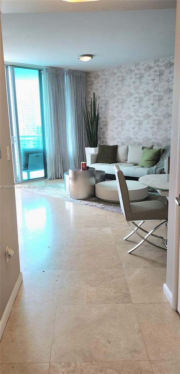 350 S Miami Ave # 3214, Miami FL 33130 photo 4
