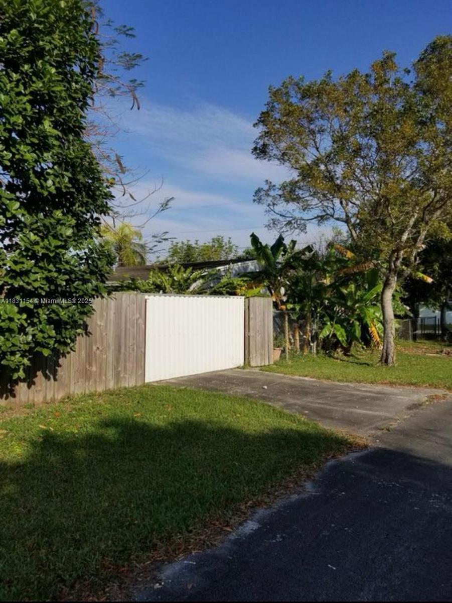 18000 SW 175th St # 18000, Miami FL 33187 photo 3