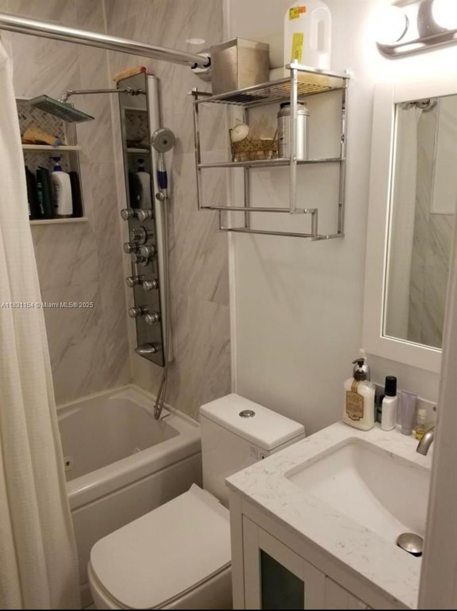 18000 SW 175th St # 18000, Miami FL 33187 photo 4