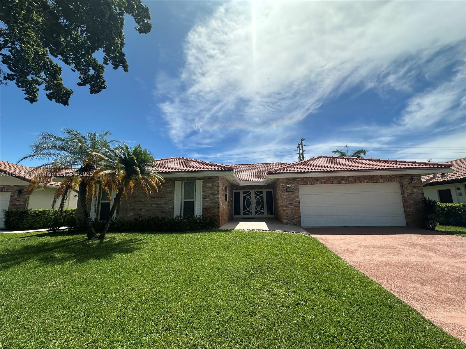 4205 NW 69th Ter, Coral Springs FL 33065