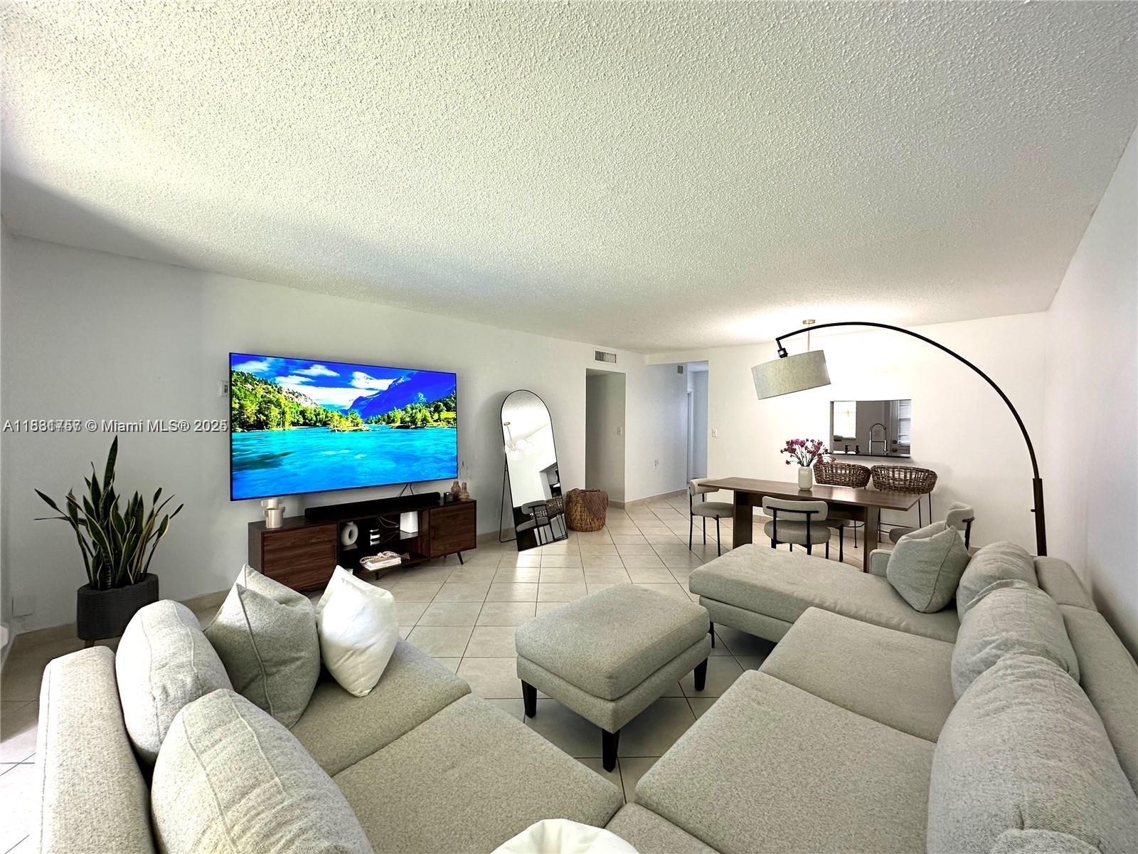 620 NE 12th Ave # 102, Hallandale Beach FL 33009 photo 4
