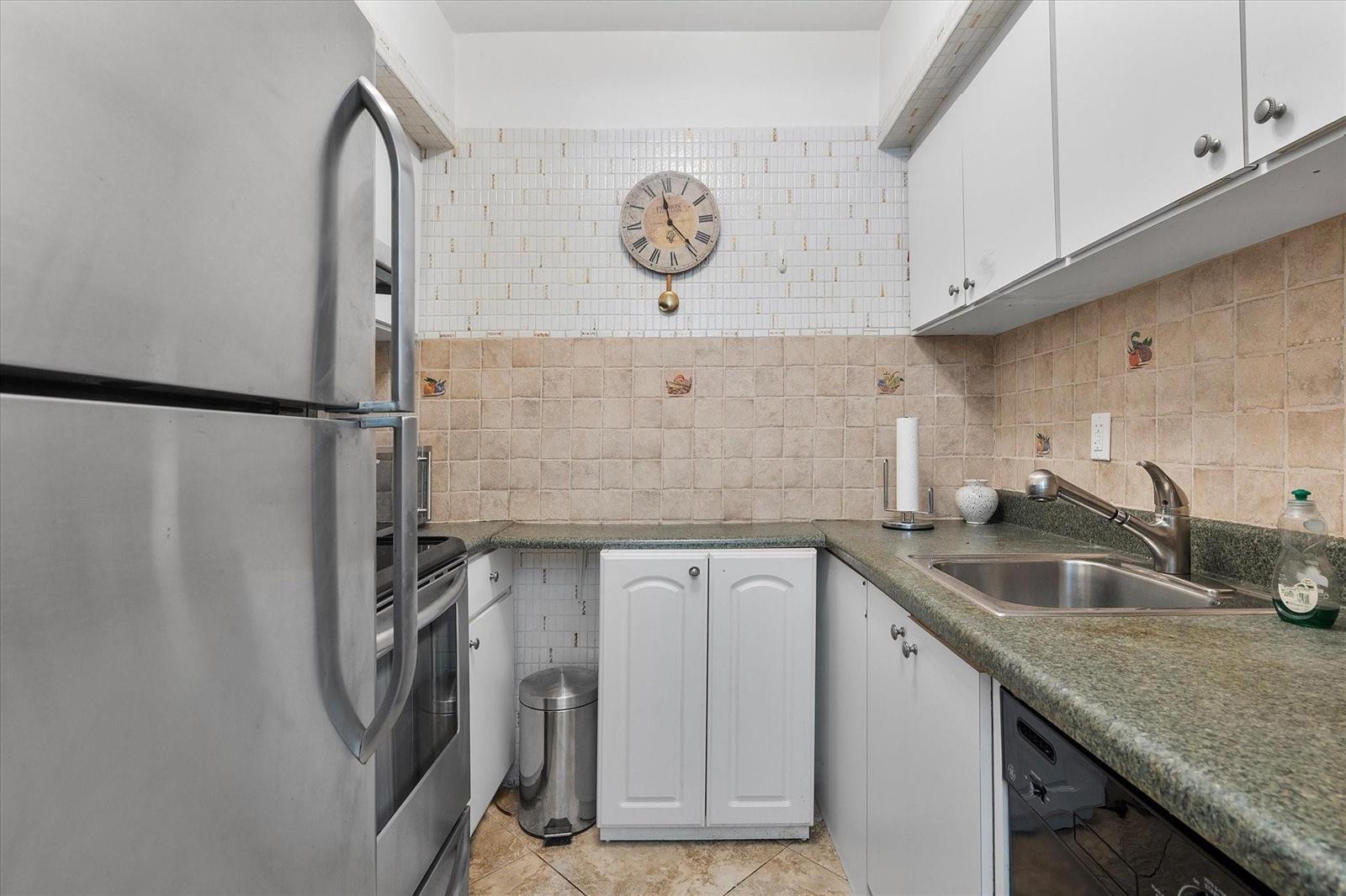 500 Layne Boulevard # 18, Hallandale Beach FL 33009 photo 5