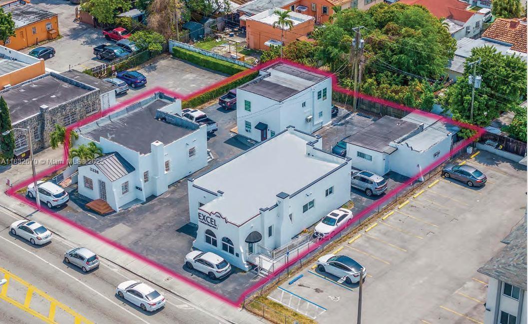 2244 NW 7th St, Miami FL 33125 photo 4