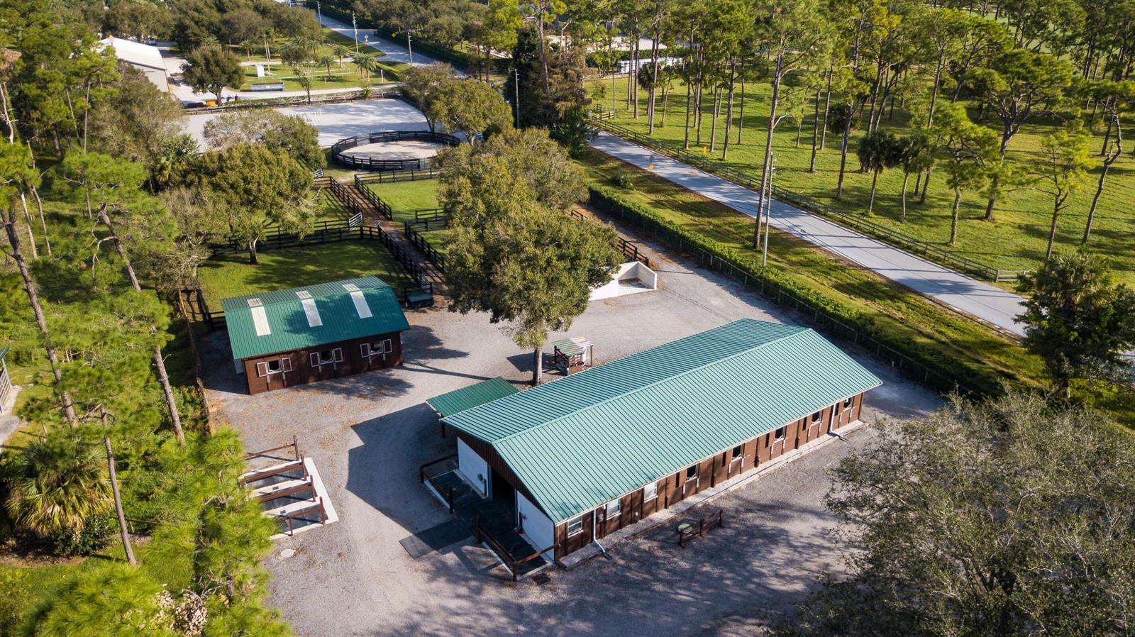 13529 E Citrus Drive, FL 33470 photo 4
