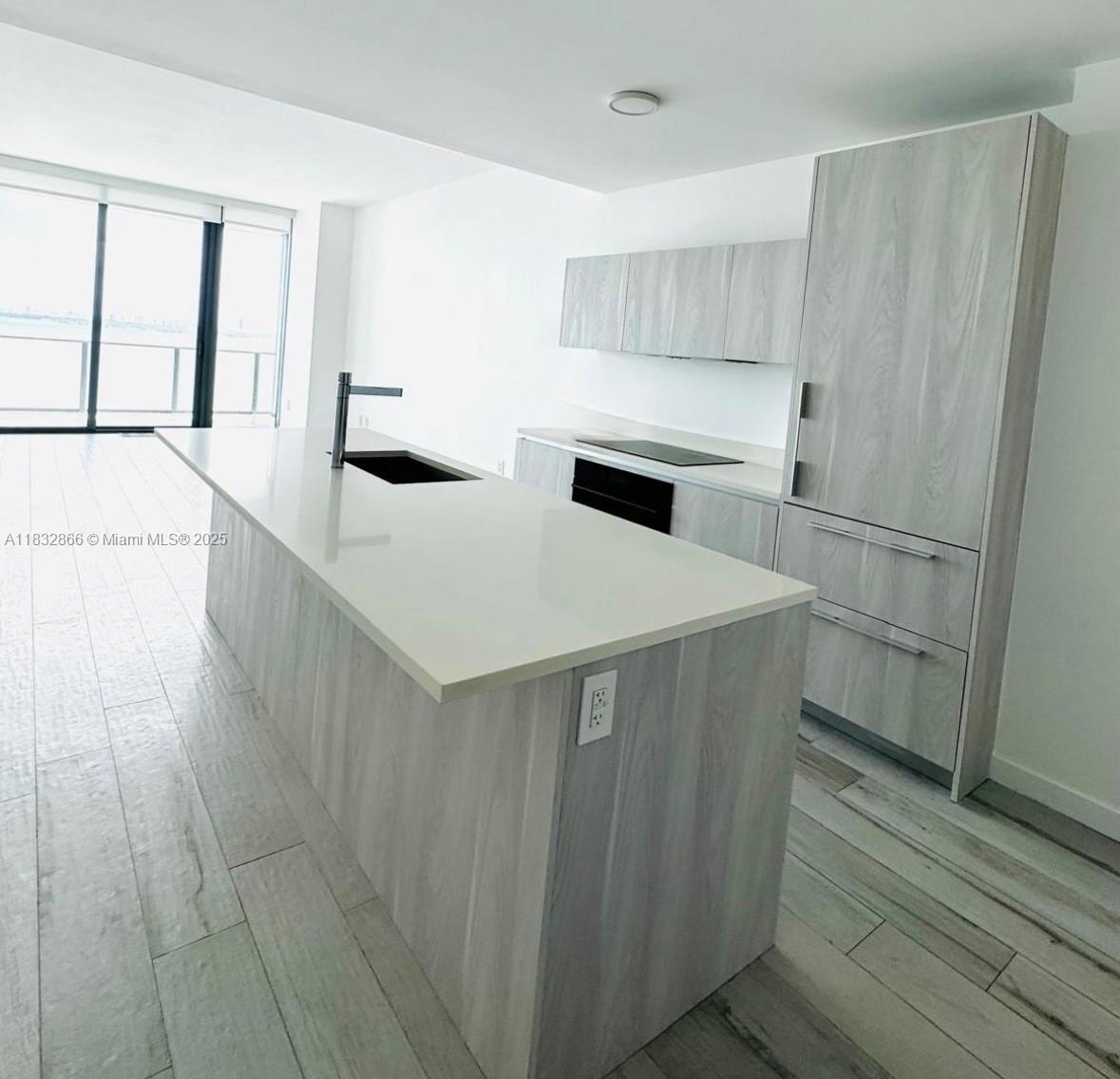 480 NE 31st St # 3205, Miami FL 33137 photo 4