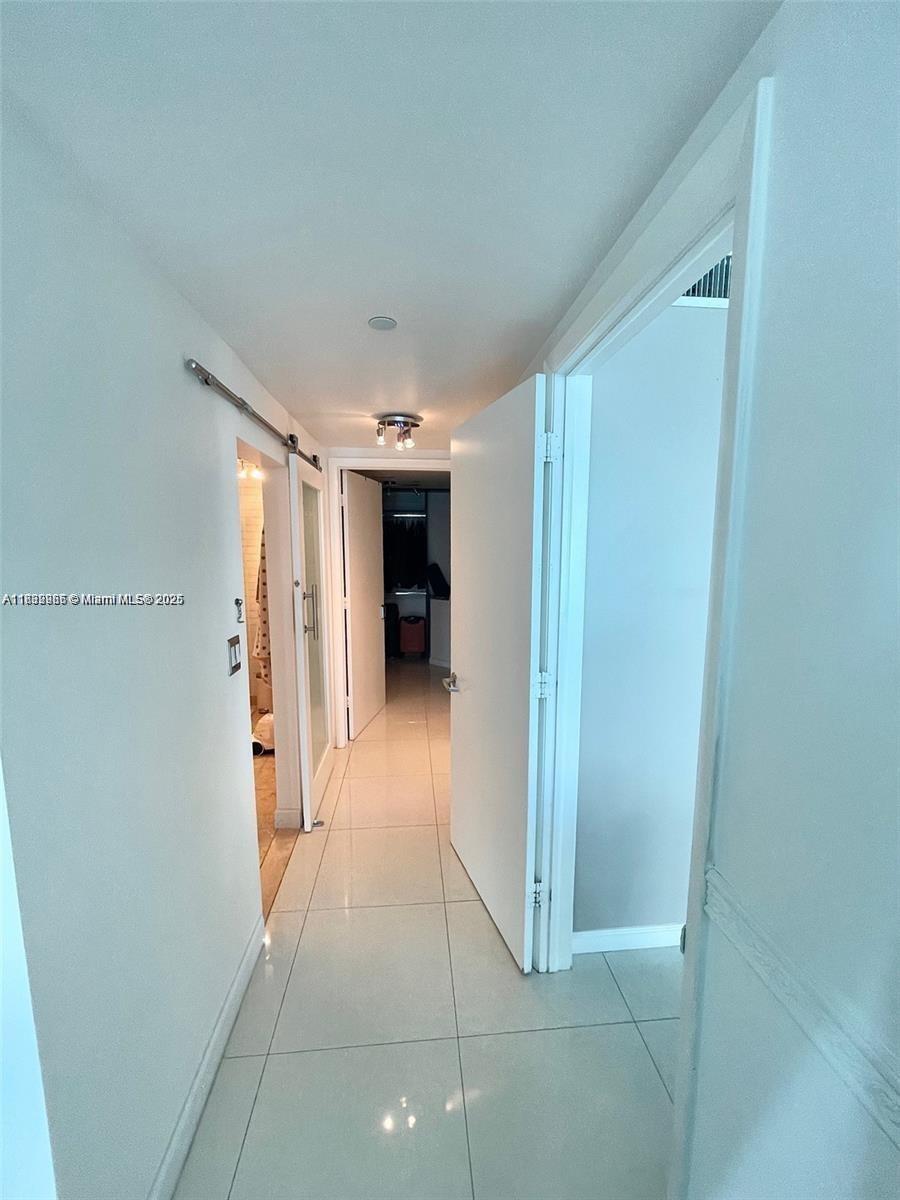 350 S Miami Ave # 3602, Miami FL 33130 photo 5