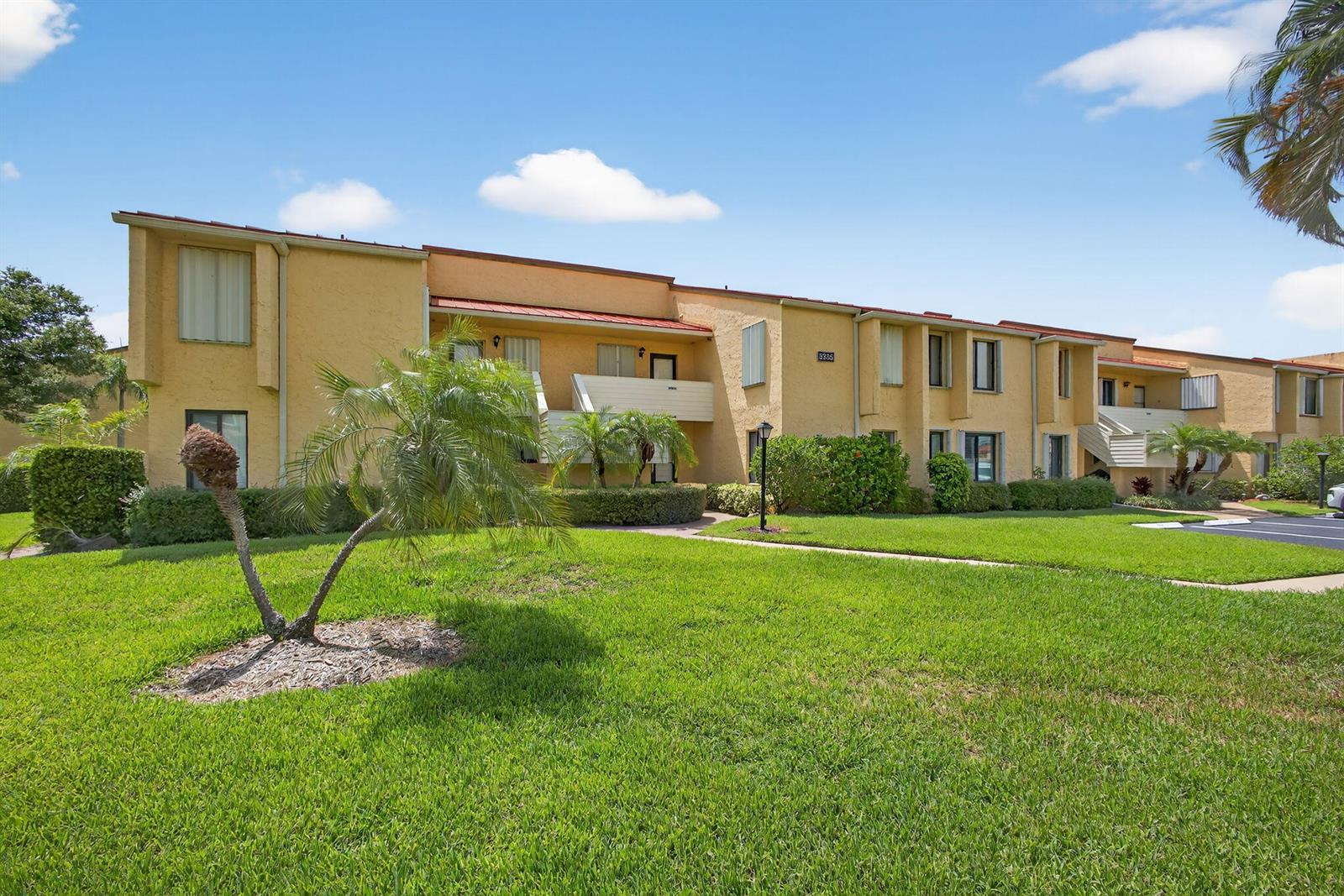 5335 SE Miles Grant Road # 102, Stuart FL 34997 photo 3