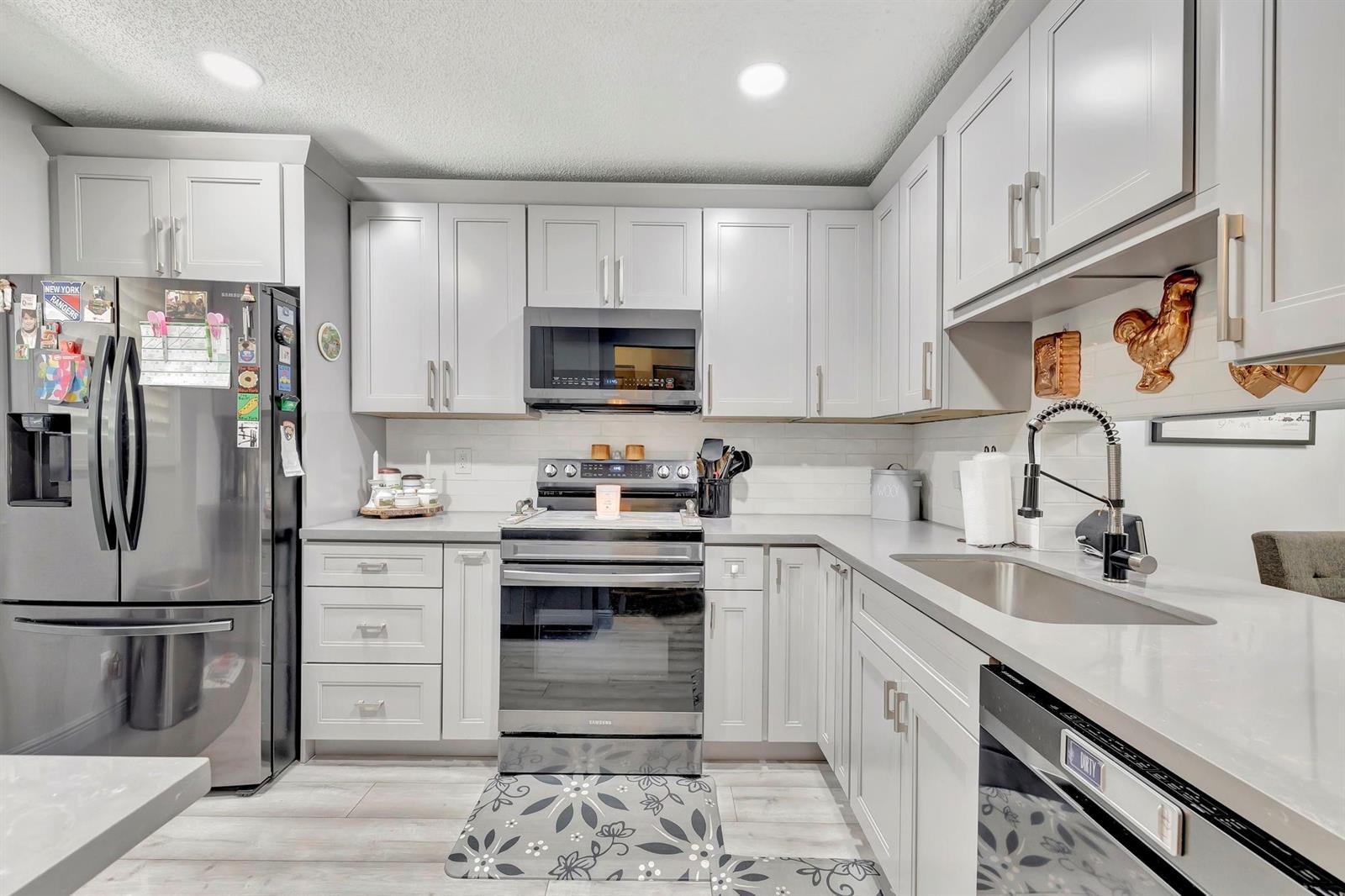 8799 Holly Court # 202, Tamarac FL 33321 photo 5