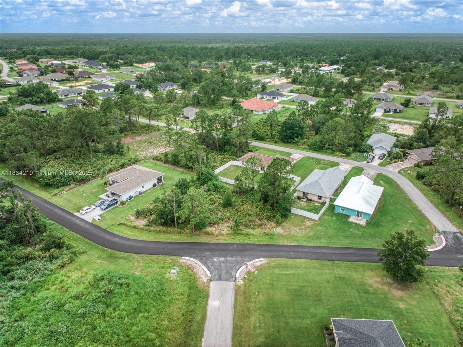 6939 Mexican Hat Dr, Sebring FL 33872 photo 2
