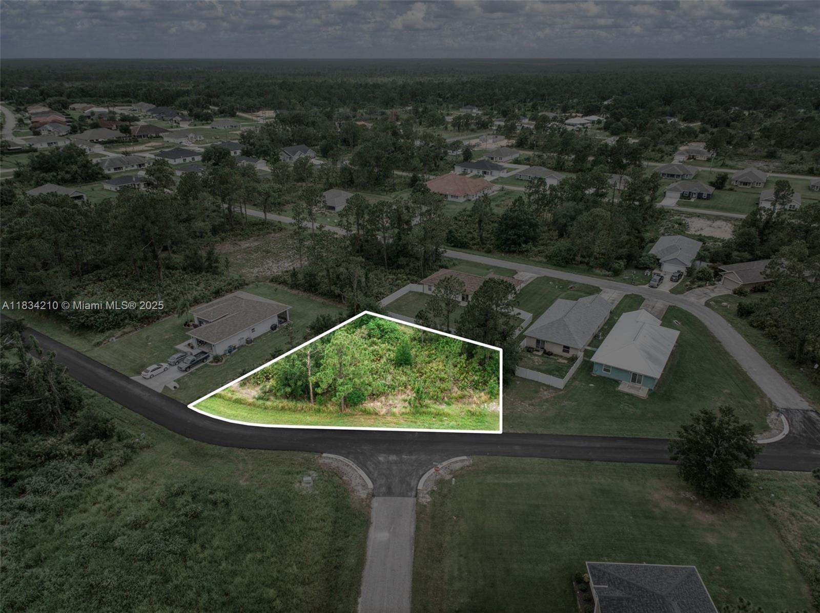 6939 Mexican Hat Dr, Sebring FL 33872 photo 3