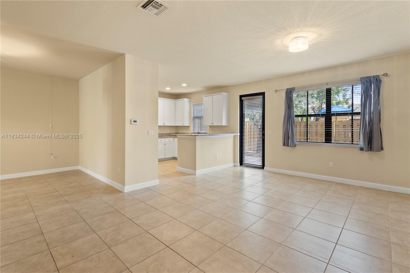 9600 N Town Parc Cir N, Parkland FL 33076 photo 5