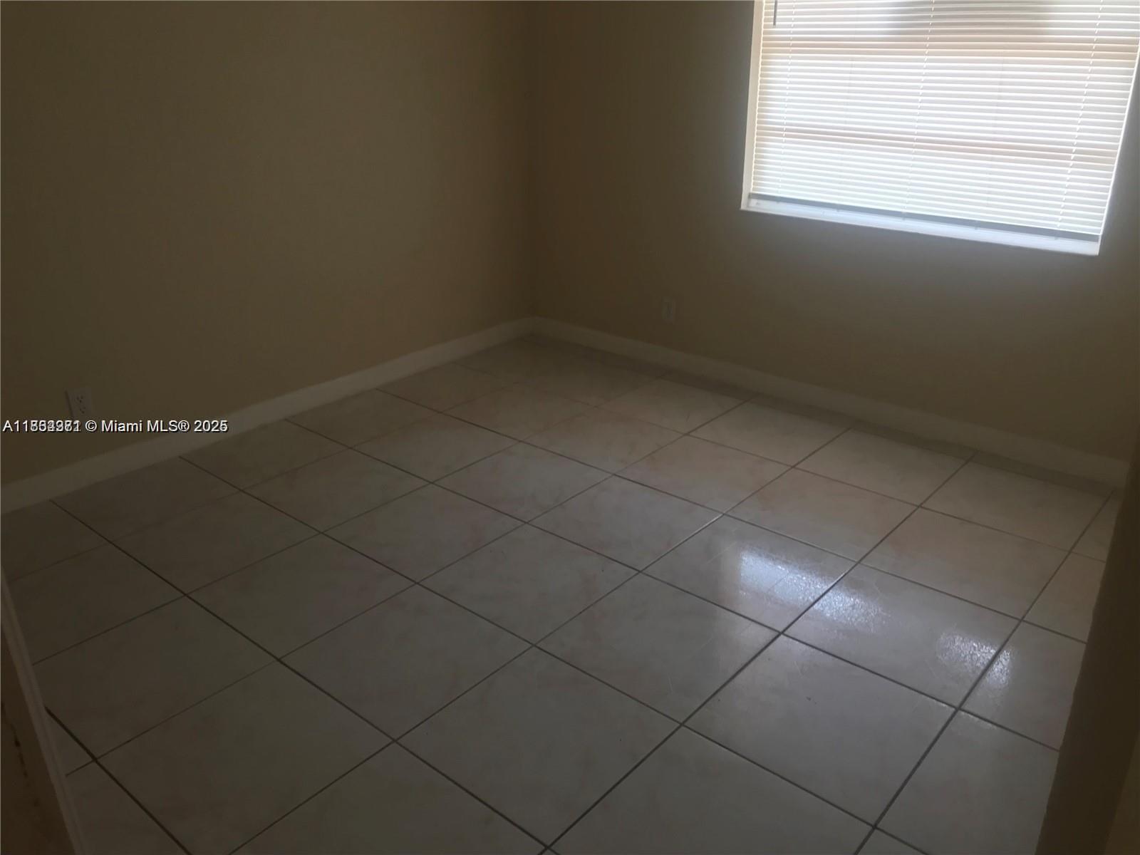 4971 NW 13th St, Lauderhill FL 33313