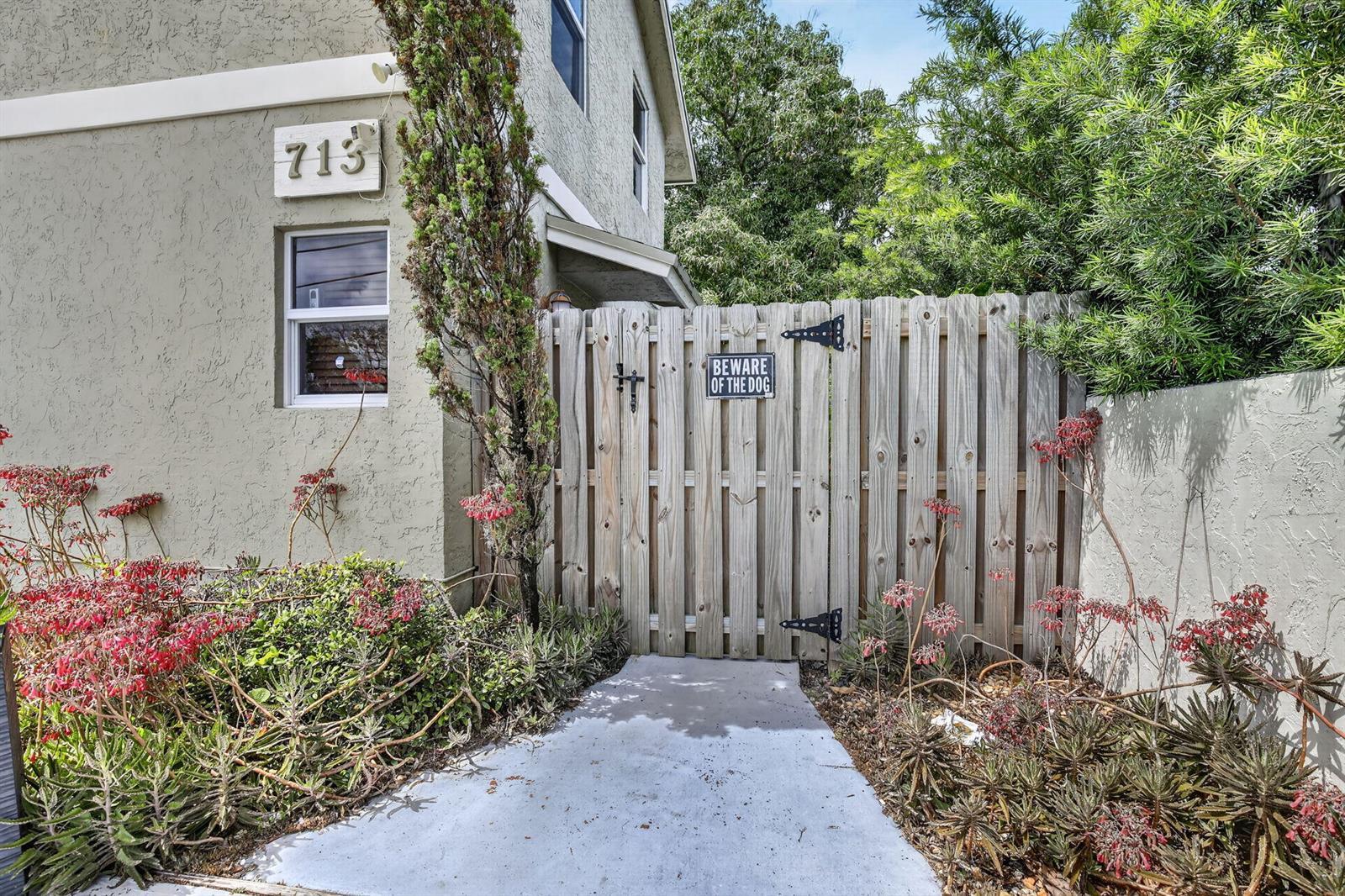 711 NE 14 Street, Fort Lauderdale FL 33304 photo 3
