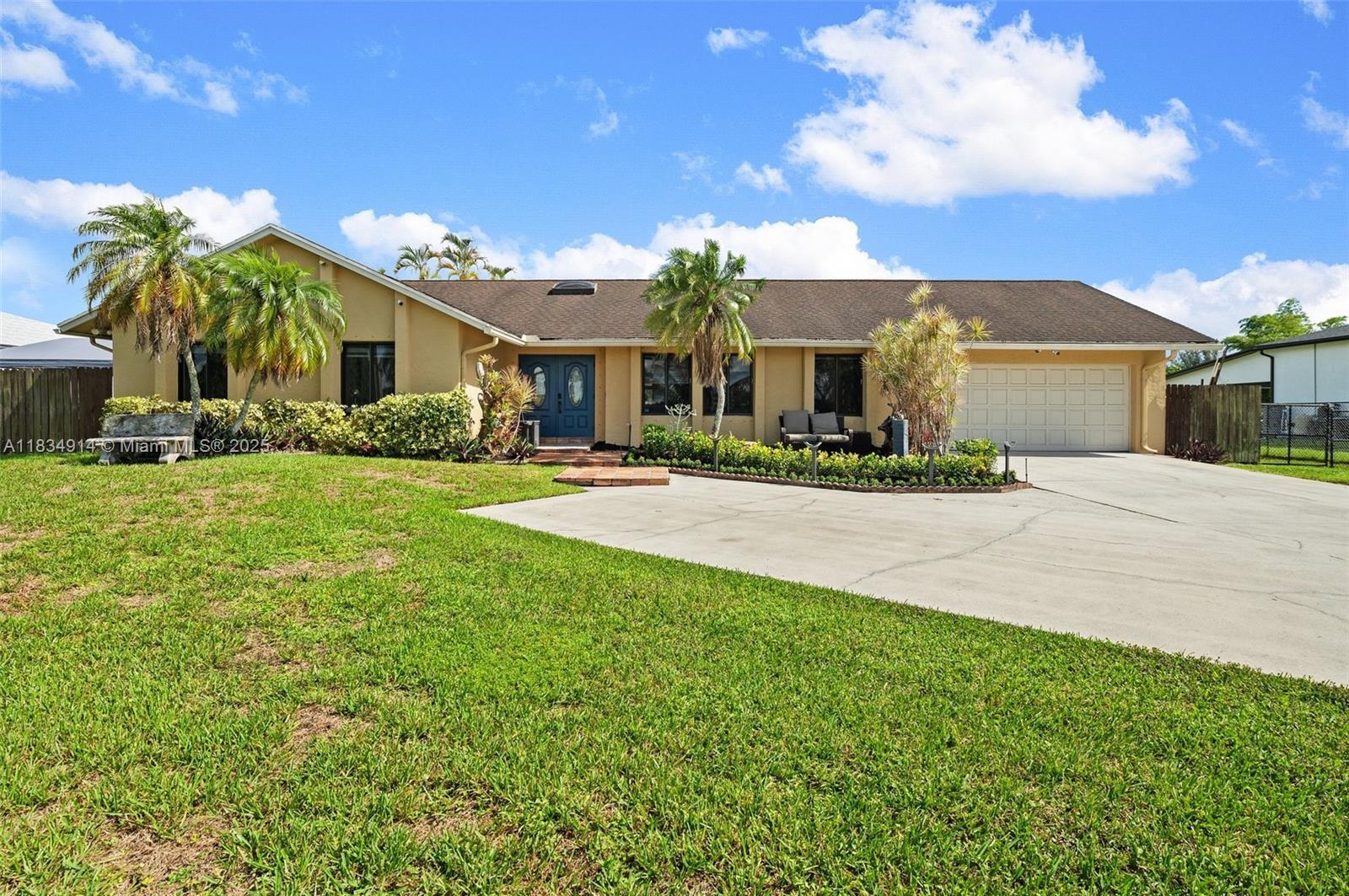 14040 SW 14th St, Davie FL 33325 photo 4