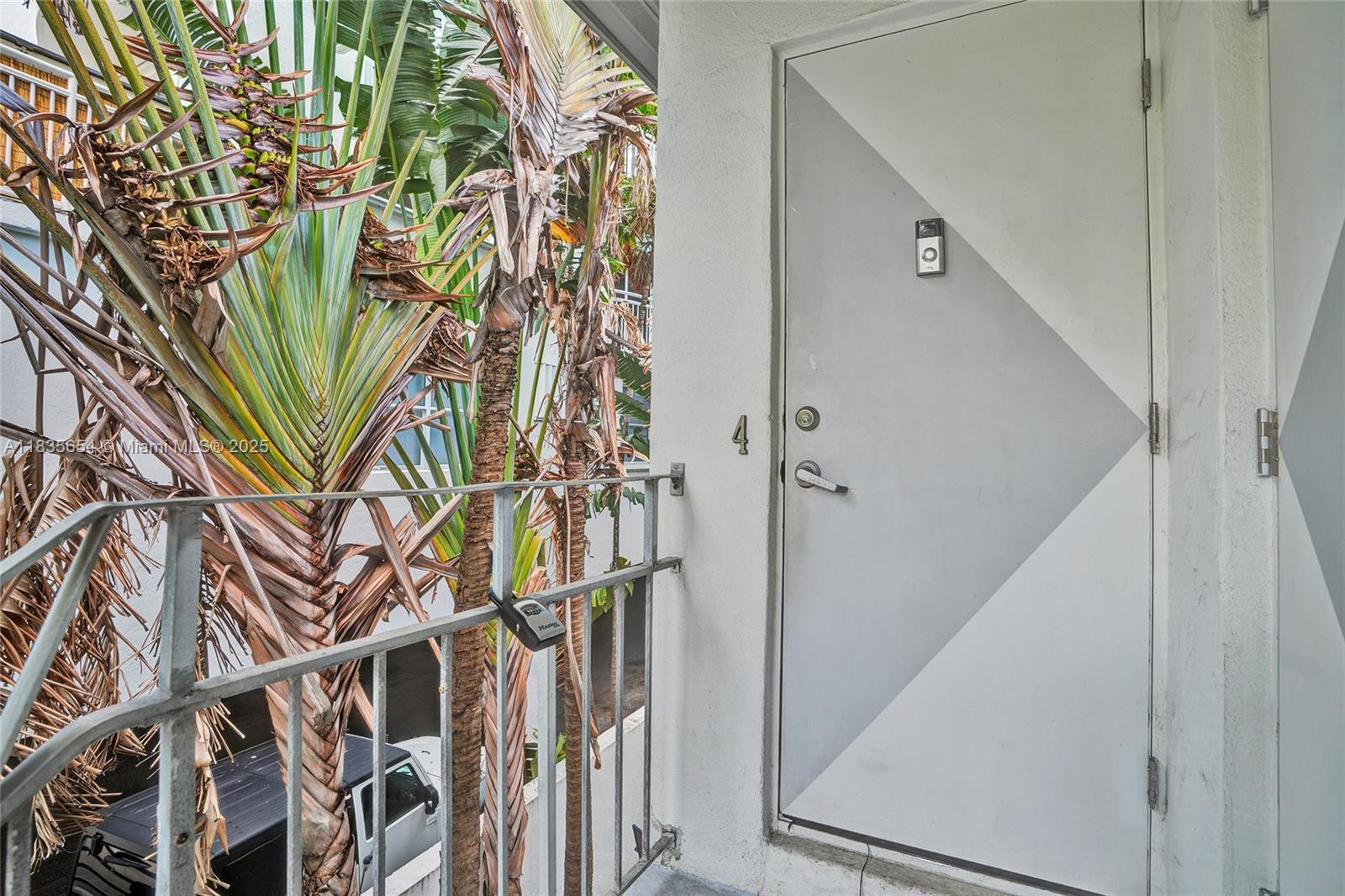 1616 Euclid Ave # 4, Miami Beach FL 33139 photo 3